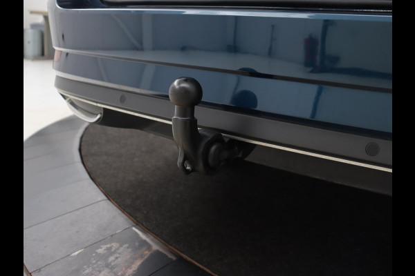 Škoda Superb 1.4 TSI iV Laurin & Klement | Panoramadak | Stoelventilatie | Leder | Camera | Trekhaak | Massage | Adaptive cruise | Virtual Cockpit | Canton Sound | Carplay | 19'' lichtmetalen velgen | PHEV