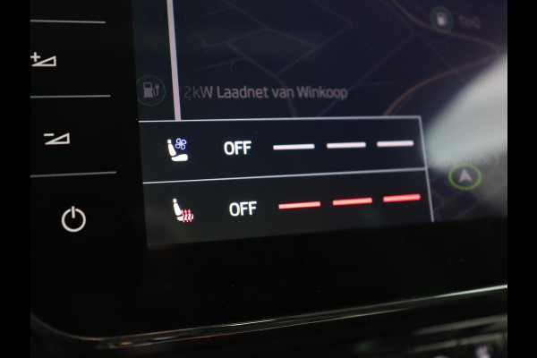 Škoda Superb 1.4 TSI iV Laurin & Klement | Panoramadak | Stoelventilatie | Leder | Camera | Trekhaak | Massage | Adaptive cruise | Virtual Cockpit | Canton Sound | Carplay | 19'' lichtmetalen velgen | PHEV