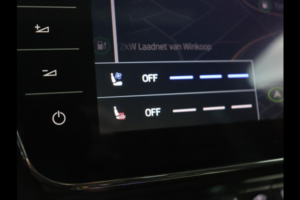 Škoda Superb 1.4 TSI iV Laurin & Klement | Panoramadak | Stoelventilatie | Leder | Camera | Trekhaak | Massage | Adaptive cruise | Virtual Cockpit | Canton Sound | Carplay | 19'' lichtmetalen velgen | PHEV