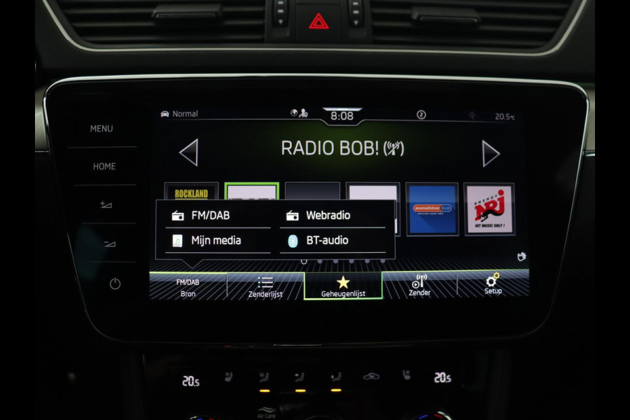 Škoda Superb 1.4 TSI iV Laurin & Klement | Panoramadak | Stoelventilatie | Leder | Camera | Trekhaak | Massage | Adaptive cruise | Virtual Cockpit | Canton Sound | Carplay | 19'' lichtmetalen velgen | PHEV