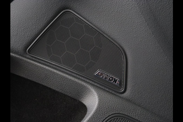 Škoda Superb 1.4 TSI iV Laurin & Klement | Panoramadak | Stoelventilatie | Leder | Camera | Trekhaak | Massage | Adaptive cruise | Virtual Cockpit | Canton Sound | Carplay | 19'' lichtmetalen velgen | PHEV