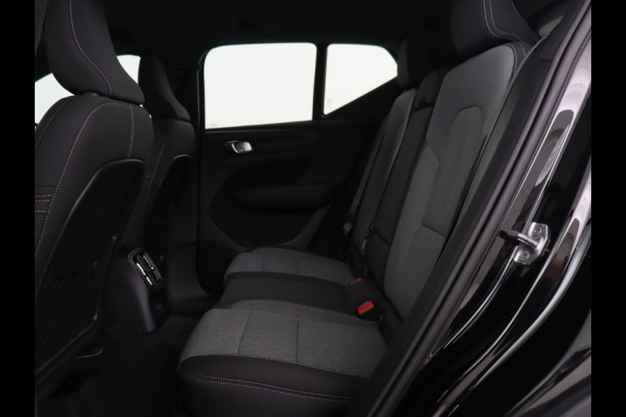 Volvo XC40 1.5 T4 Recharge Inscription Expression | Camera | Carplay | Navigatie | Keyless | Full LED | Climate control | Verwarmde voorruit | Cruise control | PHEV