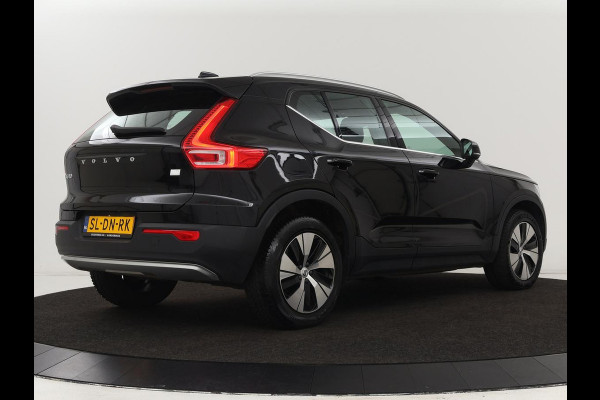 Volvo XC40 1.5 T4 Recharge Inscription Expression | Camera | Carplay | Navigatie | Keyless | Full LED | Climate control | Verwarmde voorruit | Cruise control | PHEV