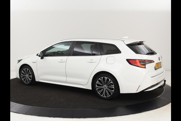 Toyota Corolla 1.8 Hybrid Business Plus | Trekhaak | Stoelverwarming | Camera | Carplay | Adaptive cruise | Full LED | Keyless