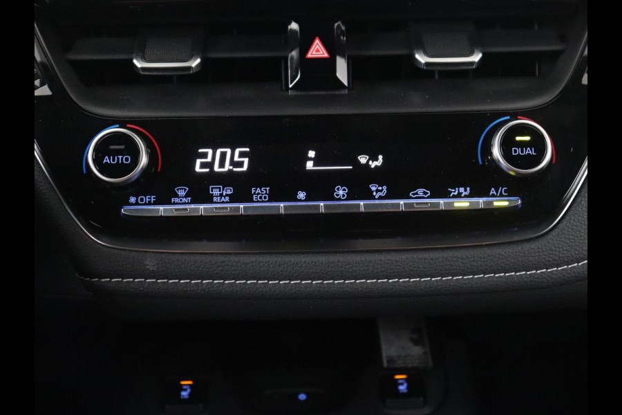 Toyota Corolla 1.8 Hybrid Business Plus | Trekhaak | Stoelverwarming | Camera | Carplay | Adaptive cruise | Full LED | Keyless