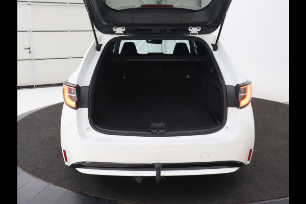 Toyota Corolla 1.8 Hybrid Business Plus | Trekhaak | Stoelverwarming | Camera | Carplay | Adaptive cruise | Full LED | Keyless