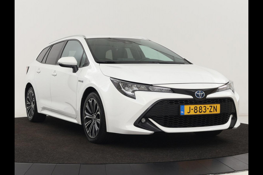 Toyota Corolla 1.8 Hybrid Business Plus | Trekhaak | Stoelverwarming | Camera | Carplay | Adaptive cruise | Full LED | Keyless
