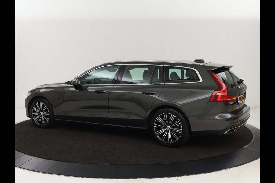 Volvo V60 2.0 T8 Recharge AWD Business Pro | Trekhaak | Leder | Carplay | Keyless | Navigatie | Climate control | Cruise control | Parkeerhulp | Full LED