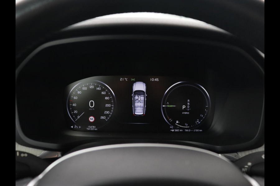 Volvo V60 2.0 T8 Recharge AWD Business Pro | Trekhaak | Leder | Carplay | Keyless | Navigatie | Climate control | Cruise control | Parkeerhulp | Full LED