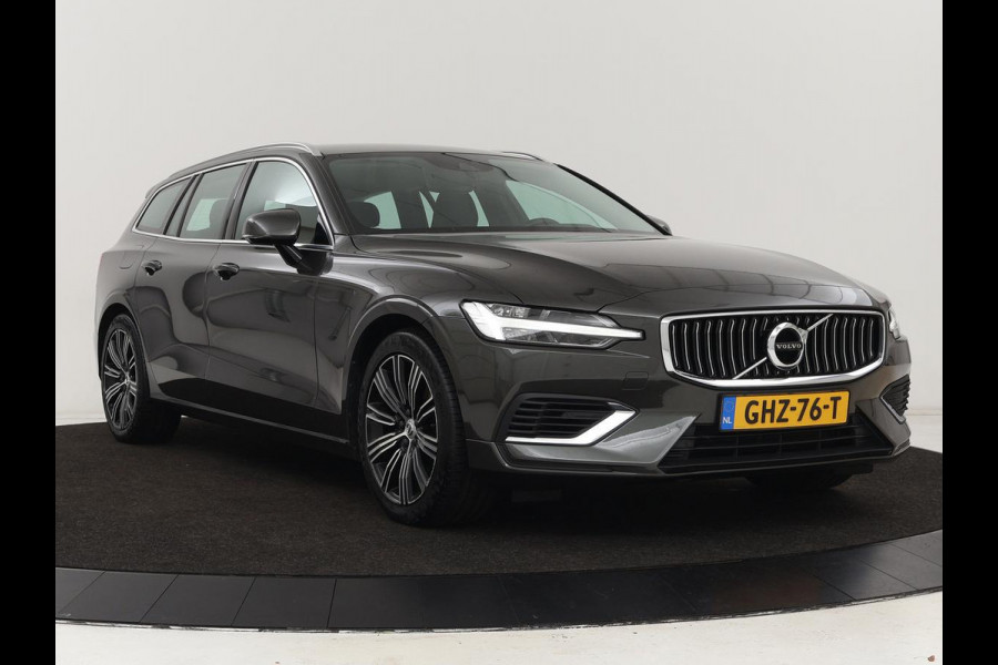 Volvo V60 2.0 T8 Recharge AWD Business Pro | Trekhaak | Leder | Carplay | Keyless | Navigatie | Climate control | Cruise control | Parkeerhulp | Full LED