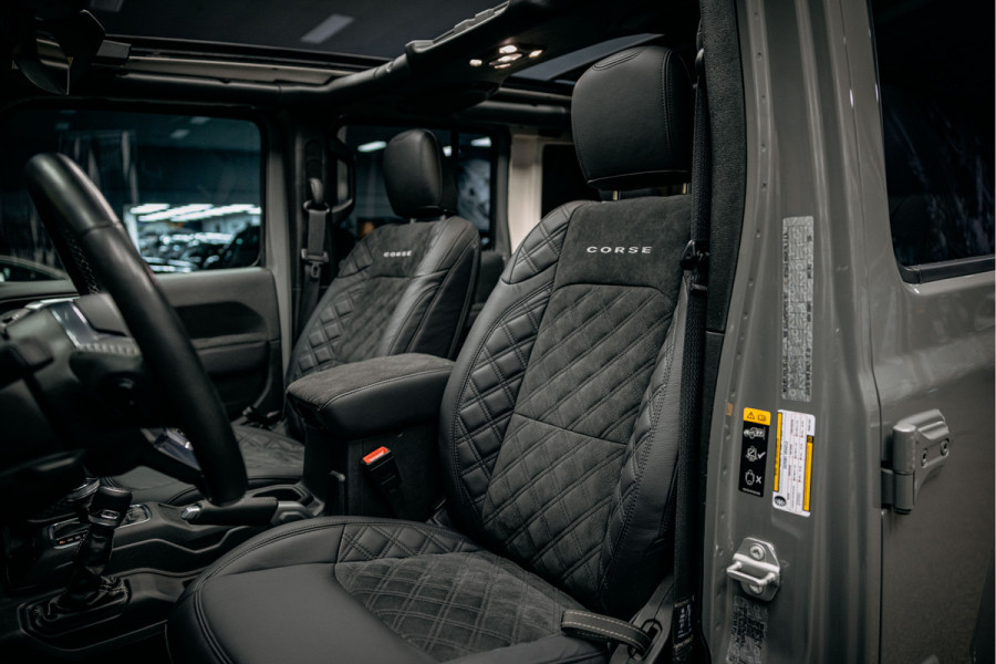 Jeep Wrangler Unlimited 4xe 380 Sahara Full Custom Jeep Wrangler Corse, volledig elektrisch open dak
