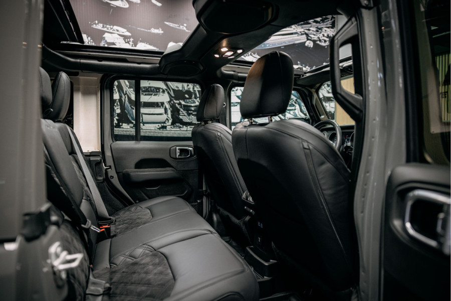 Jeep Wrangler Unlimited 4xe 380 Sahara Full Custom Jeep Wrangler Corse, volledig elektrisch open dak