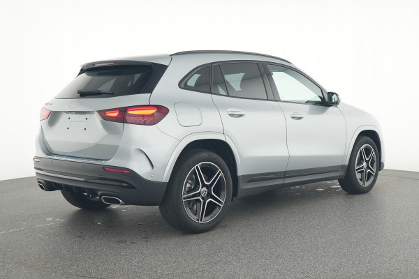 Mercedes-Benz GLA 250 e AMG Plug-In Hybride | AMG Line | Night Pakket | Sfeerverlichting | 360° camera | Stuur en Stoelverwarming | Multi Beam Led koplampen | Inclusief 24 maanden MB Certified garantie voor Europa.