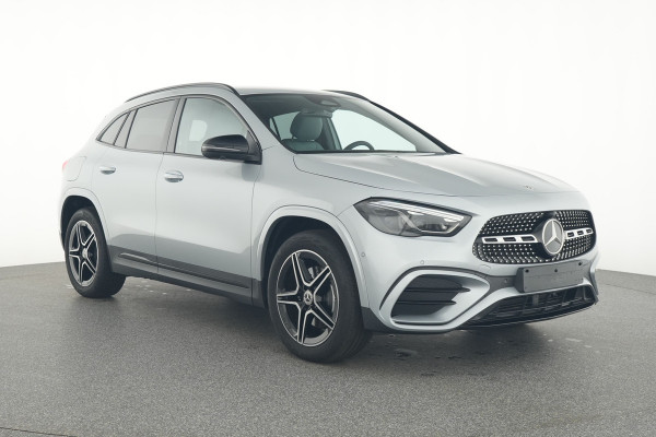 Mercedes-Benz GLA 250 e AMG Plug-In Hybride | AMG Line | Night Pakket | Sfeerverlichting | 360° camera | Stuur en Stoelverwarming | Multi Beam Led koplampen | Inclusief 24 maanden MB Certified garantie voor Europa.