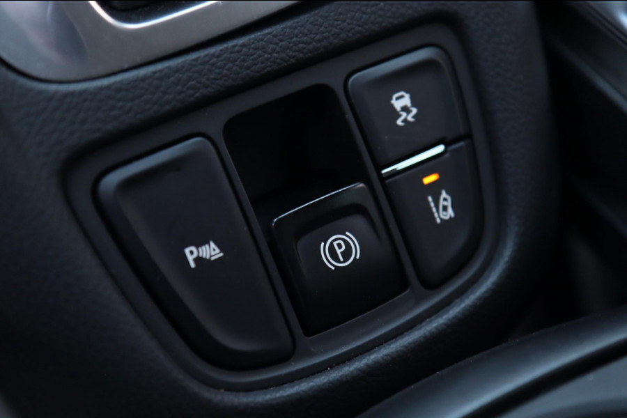 Opel Zafira Tourer 1.6 Turbo 7p / DODEHOEK / CAMERA / STOEL+STUURVERW / CARPLAY