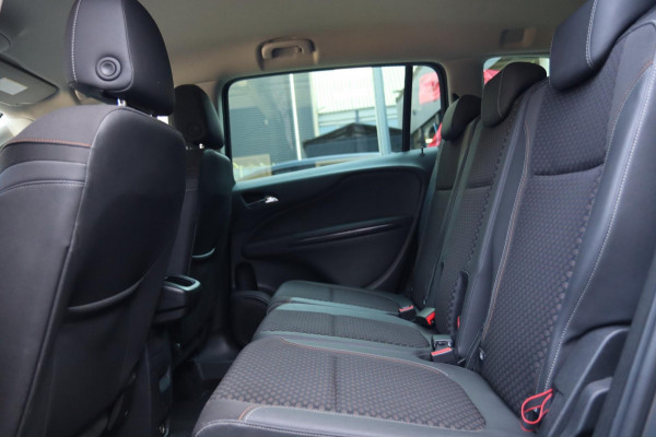 Opel Zafira Tourer 1.6 Turbo 7p / DODEHOEK / CAMERA / STOEL+STUURVERW / CARPLAY