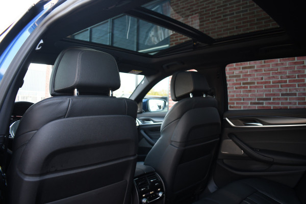 BMW 5 Serie Touring 530e xDrive M-Sport Pano ACC Comf-seat Trekh 360 H/K 20inch