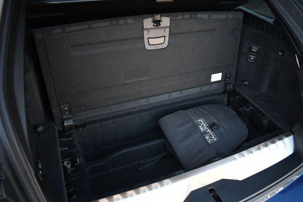 BMW 5 Serie Touring 530e xDrive M-Sport Pano ACC Comf-seat Trekh 360 H/K 20inch