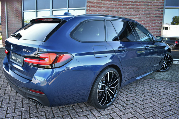 BMW 5 Serie Touring 530e xDrive M-Sport Pano ACC Comf-seat Trekh 360 H/K 20inch