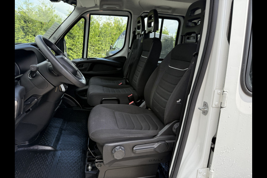 Iveco Daily 35S14 2.3 D / PICK UP MET LANGE BAK / 7 PERSOONS DUBBELE CABINE / !!22.770 KM!!/ AIRCO / CRUISE / NAVI / 3.5 TONS TREKHAAK