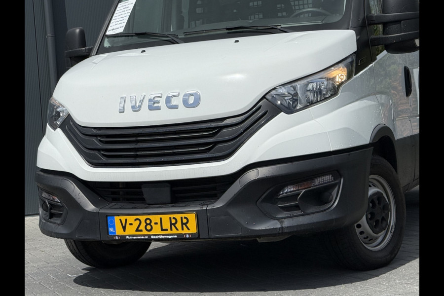 Iveco Daily 35S14 2.3 D / PICK UP MET LANGE BAK / 7 PERSOONS DUBBELE CABINE / !!22.770 KM!!/ AIRCO / CRUISE / NAVI / 3.5 TONS TREKHAAK
