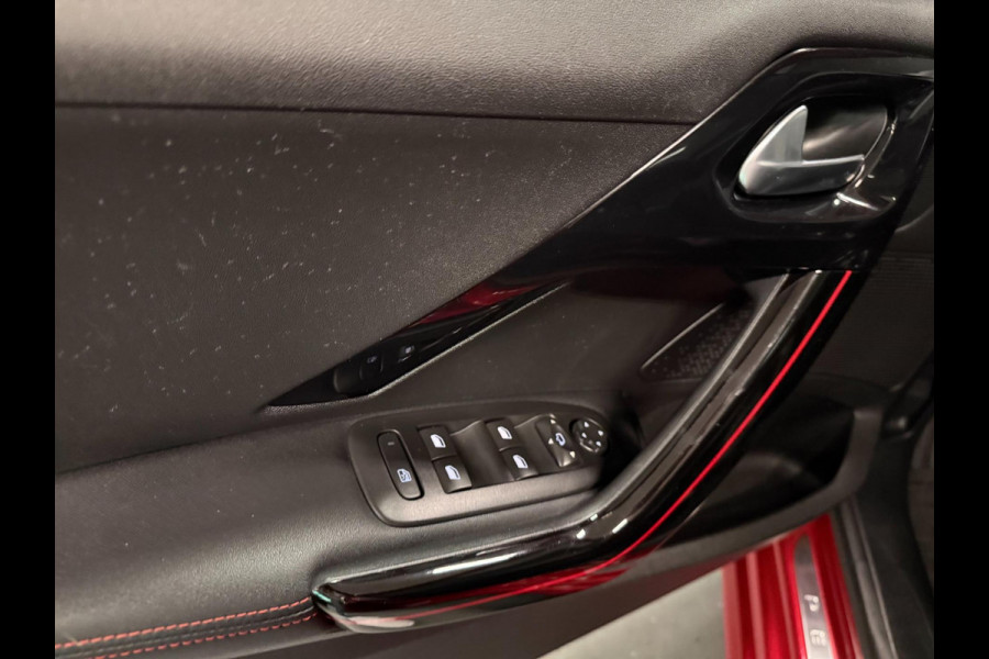 Peugeot 208 1.2 PureTech GT-Line PANO/NAVI/DAB/CAM/CARPLAY/ECC/PDC/CRUISE///