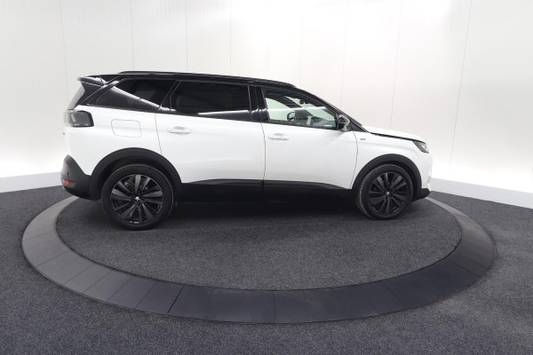 Peugeot 5008 PureTech 130 EAT8 GT Black Pack | Trekhaak | Panoramadak | 360 Camera | FOCAL® | Adaptieve Cruise Control