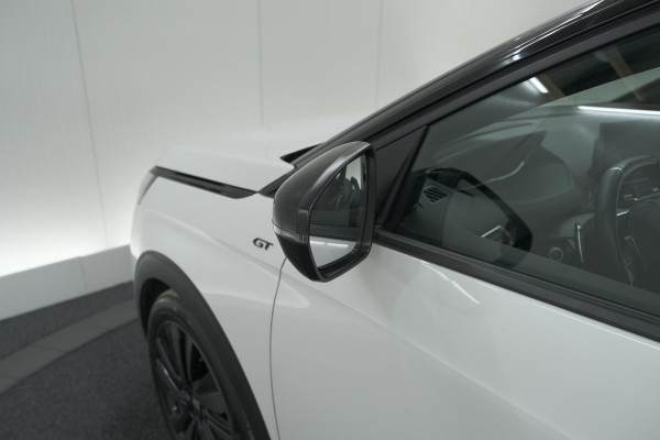 Peugeot 5008 PureTech 130 EAT8 GT Black Pack | Trekhaak | Panoramadak | 360 Camera | FOCAL® | Adaptieve Cruise Control