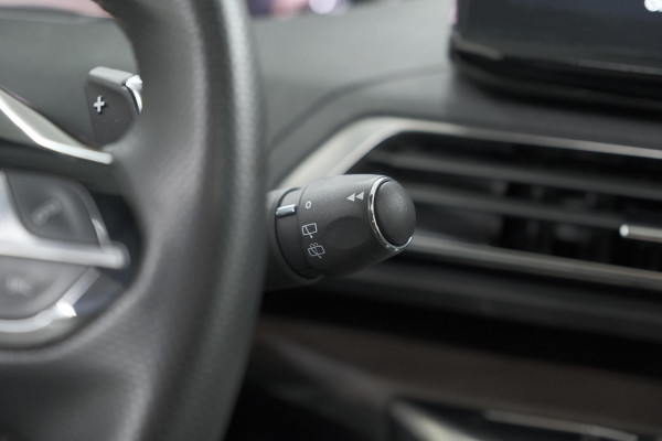 Peugeot 5008 PureTech 130 EAT8 GT Black Pack | Trekhaak | Panoramadak | 360 Camera | FOCAL® | Adaptieve Cruise Control