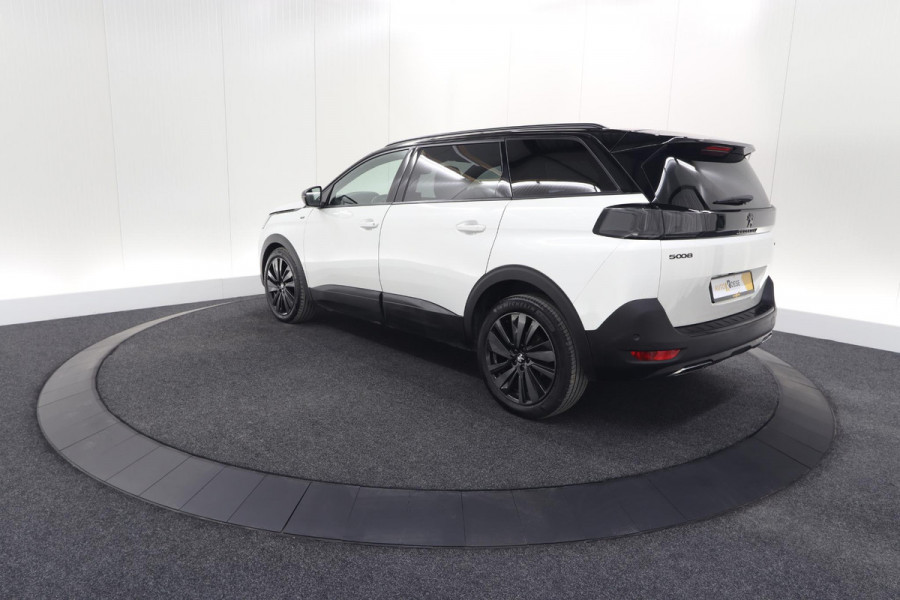 Peugeot 5008 PureTech 130 EAT8 GT Black Pack | Trekhaak | Panoramadak | 360 Camera | FOCAL® | Adaptieve Cruise Control