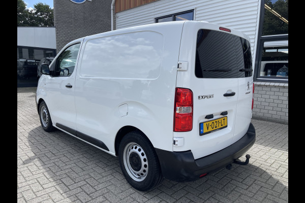 Peugeot Expert 226C 1.6 BlueHDI 95 Pro automaat / vaste prijs rijklaar € 10.950 ex btw / lease vanaf € 242 / airco / cruise / trekhaak / parkeersensoren achter / euro 6