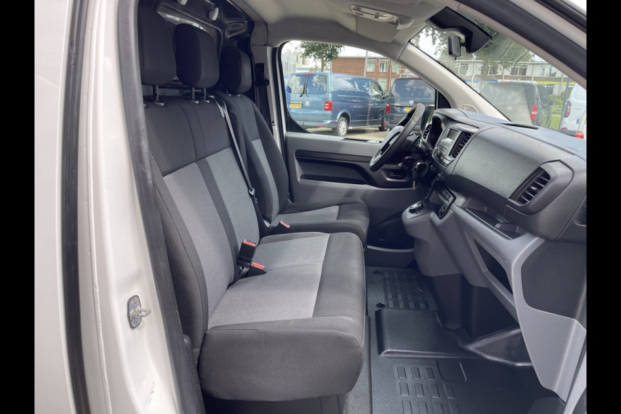 Peugeot Expert 226C 1.6 BlueHDI 95 Pro automaat / vaste prijs rijklaar € 10.950 ex btw / lease vanaf € 242 / airco / cruise / trekhaak / parkeersensoren achter / euro 6
