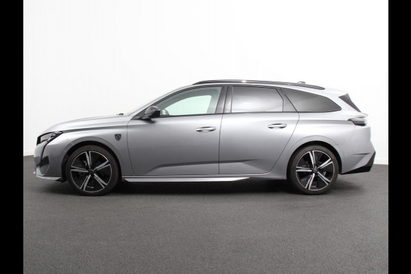 Peugeot 308 1.2 PureTech GT Climate control Adaptive cruise control Parkeersensoren Achteruitrijcamera Navigatie Voorstoelen verwarmd LED Apple Carplay/ Android Auto