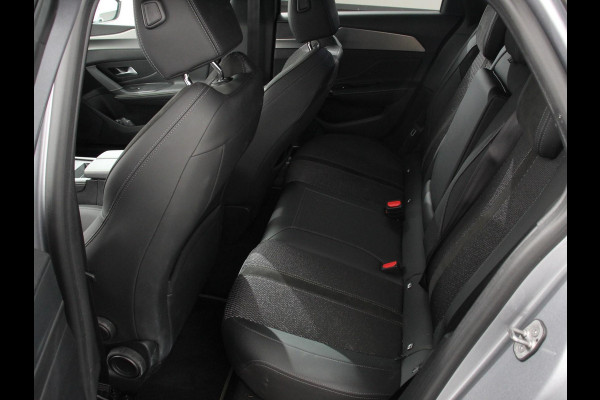 Peugeot 308 1.2 PureTech GT Climate control Adaptive cruise control Parkeersensoren Achteruitrijcamera Navigatie Voorstoelen verwarmd LED Apple Carplay/ Android Auto