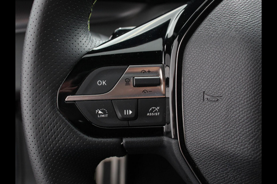 Peugeot 308 1.2 PureTech GT Climate control Adaptive cruise control Parkeersensoren Achteruitrijcamera Navigatie Voorstoelen verwarmd LED Apple Carplay/ Android Auto