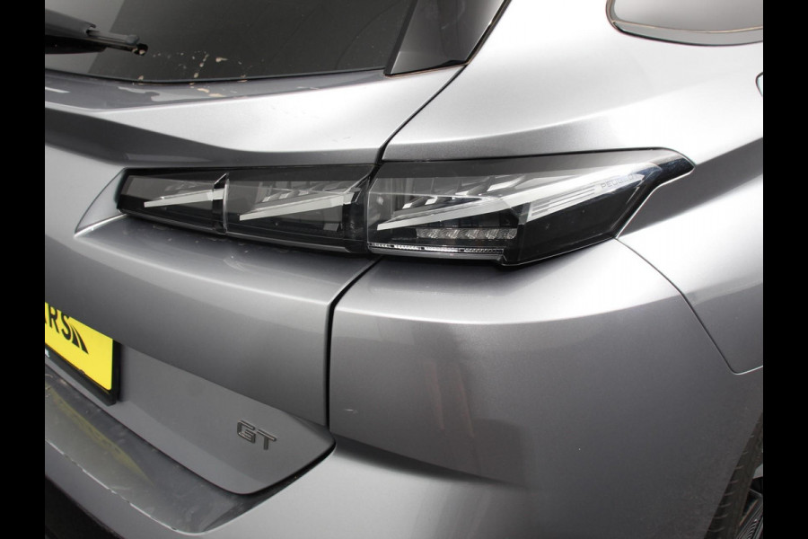 Peugeot 308 1.2 PureTech GT Climate control Adaptive cruise control Parkeersensoren Achteruitrijcamera Navigatie Voorstoelen verwarmd LED Apple Carplay/ Android Auto