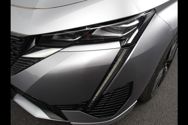 Peugeot 308 1.2 PureTech GT Climate control Adaptive cruise control Parkeersensoren Achteruitrijcamera Navigatie Voorstoelen verwarmd LED Apple Carplay/ Android Auto