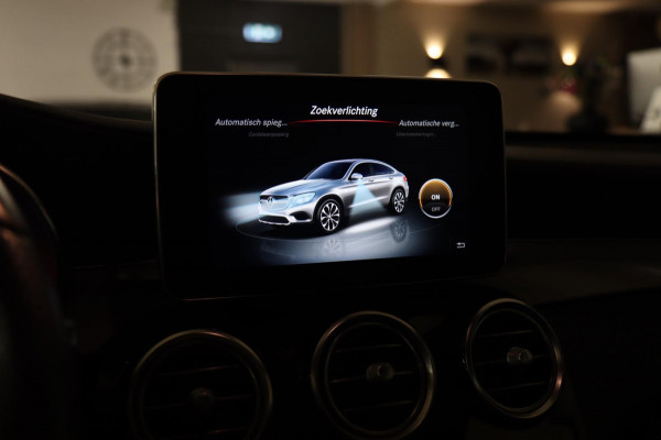 Mercedes-Benz GLC Coupé AMG 43 4MATIC PANODAK/KEYLES/LANEASSIST/LUCHT/360CAM/SFEER/BURM/VOL