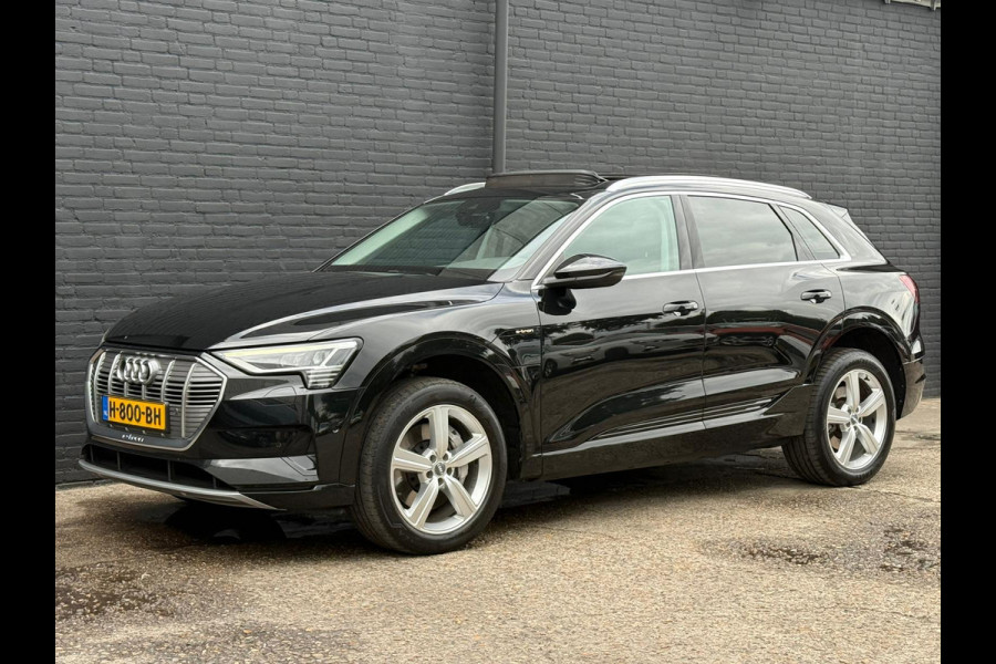 Audi e-tron E-tron 50 quattro Launch edition plus 71 kWh NAVI | PDC | CARPLAY | LEDER | STOELVERWARMING