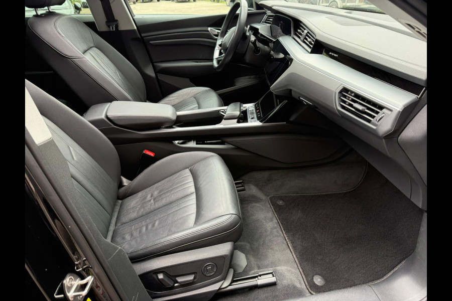 Audi e-tron E-tron 50 quattro Launch edition plus 71 kWh NAVI | PDC | CARPLAY | LEDER | STOELVERWARMING