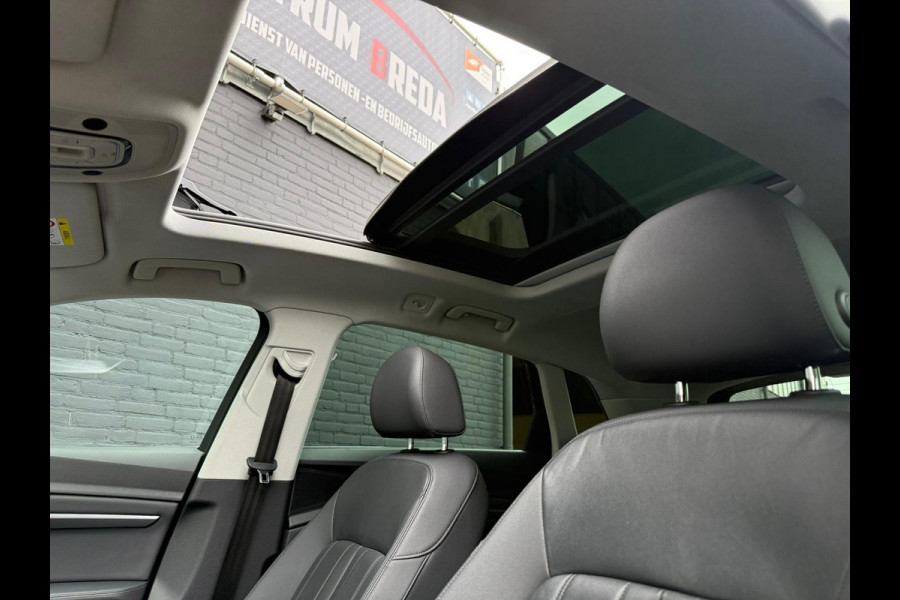 Audi e-tron E-tron 50 quattro Launch edition plus 71 kWh NAVI | PDC | CARPLAY | LEDER | STOELVERWARMING