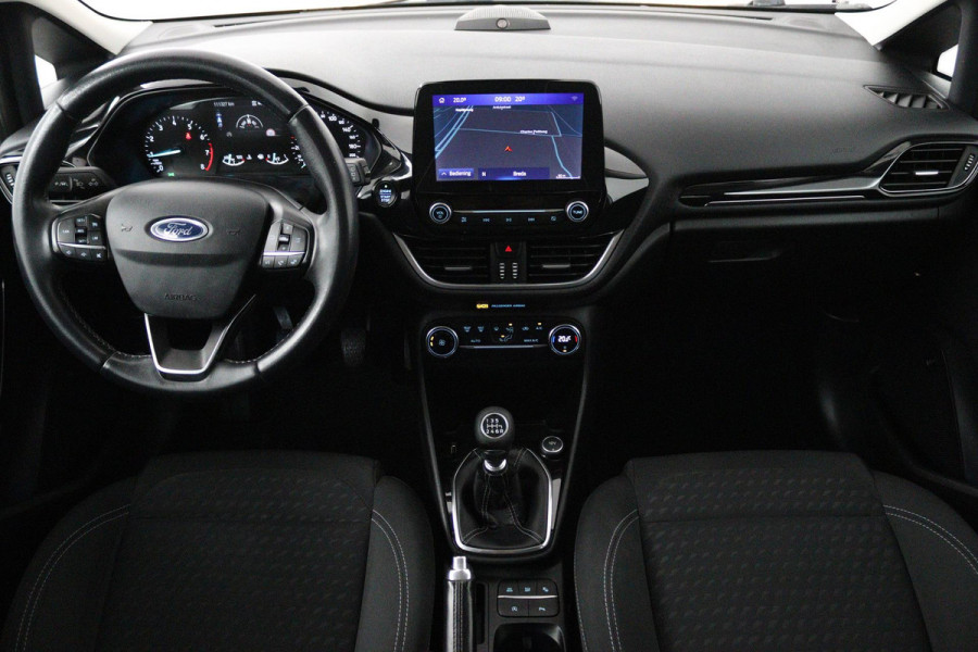 Ford Fiesta 1.0 EcoBoost Titanium (PARKEERSENSOREN, ACHTERUITRIJCAMERA, CRUISE CONTROL, LANE-ASSIST, NL-AUTO)