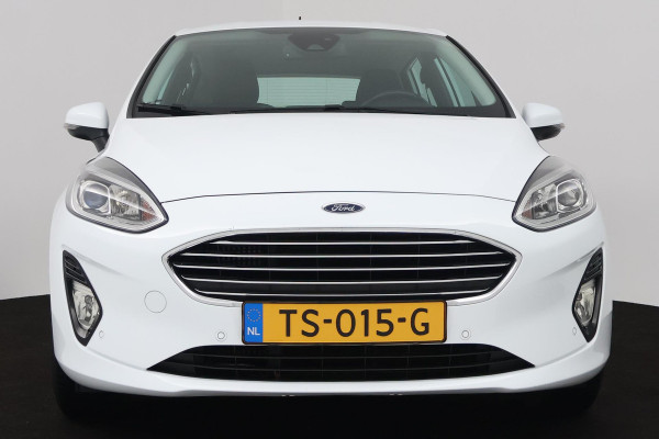 Ford Fiesta 1.0 EcoBoost Titanium (PARKEERSENSOREN, ACHTERUITRIJCAMERA, CRUISE CONTROL, LANE-ASSIST, NL-AUTO)