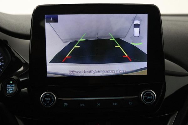 Ford Fiesta 1.0 EcoBoost Titanium (PARKEERSENSOREN, ACHTERUITRIJCAMERA, CRUISE CONTROL, LANE-ASSIST, NL-AUTO)