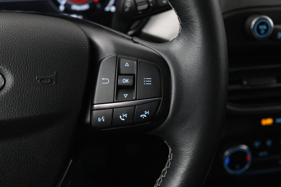 Ford Focus 1.0 EcoBoost Titanium X Business (PARKEERSENSOREN, ACHTERUITRIJCAMERA, CRUISE CONTROL, NAVIGATIE, LANE-ASSIST)