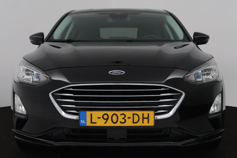 Ford Focus 1.0 EcoBoost Titanium X Business (PARKEERSENSOREN, ACHTERUITRIJCAMERA, CRUISE CONTROL, NAVIGATIE, LANE-ASSIST)