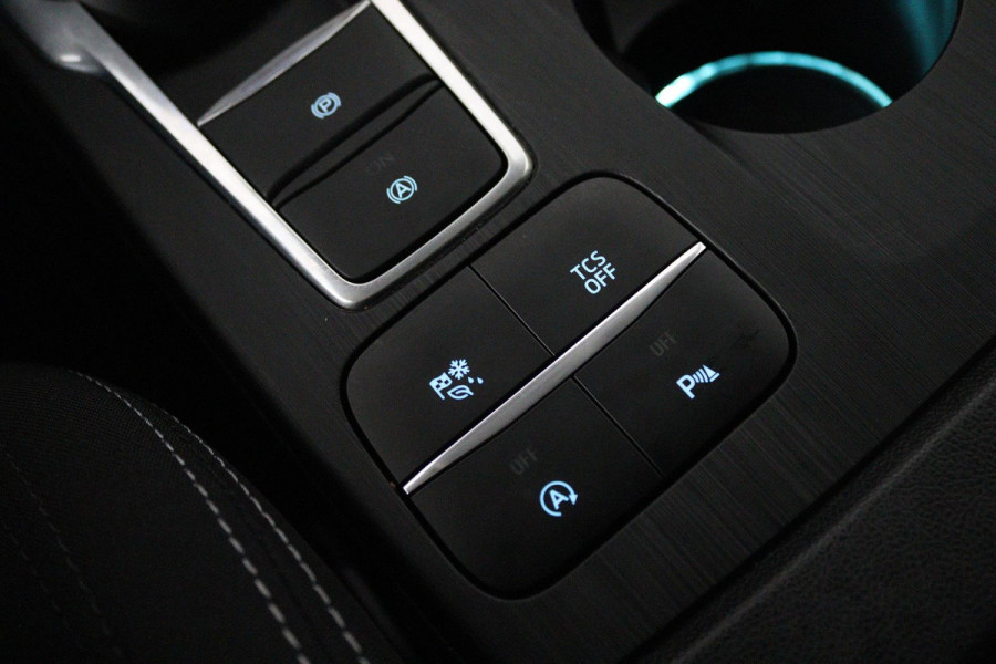 Ford Focus 1.0 EcoBoost Titanium X Business (PARKEERSENSOREN, ACHTERUITRIJCAMERA, CRUISE CONTROL, NAVIGATIE, LANE-ASSIST)