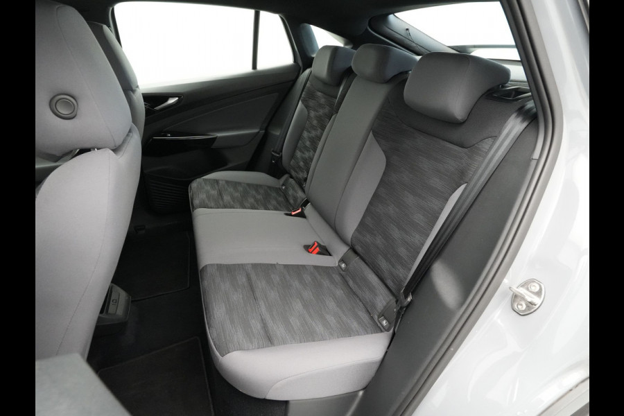 Volkswagen ID.5 Pro Business 77 kWh Navigatie Camera Acc Clima 128