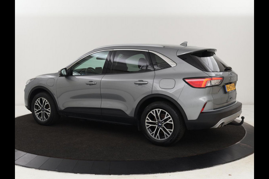Ford Kuga 2.5 PHEV Titanium | Trekhaak | Camera | Carplay | Navigatie | Climate control | Cruise control | Bluetooth | Keyless | Digital Cockpit