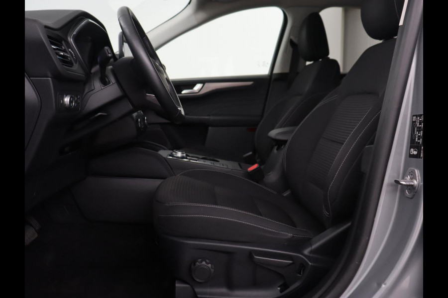 Ford Kuga 2.5 PHEV Titanium | Trekhaak | Camera | Carplay | Navigatie | Climate control | Cruise control | Bluetooth | Keyless | Digital Cockpit